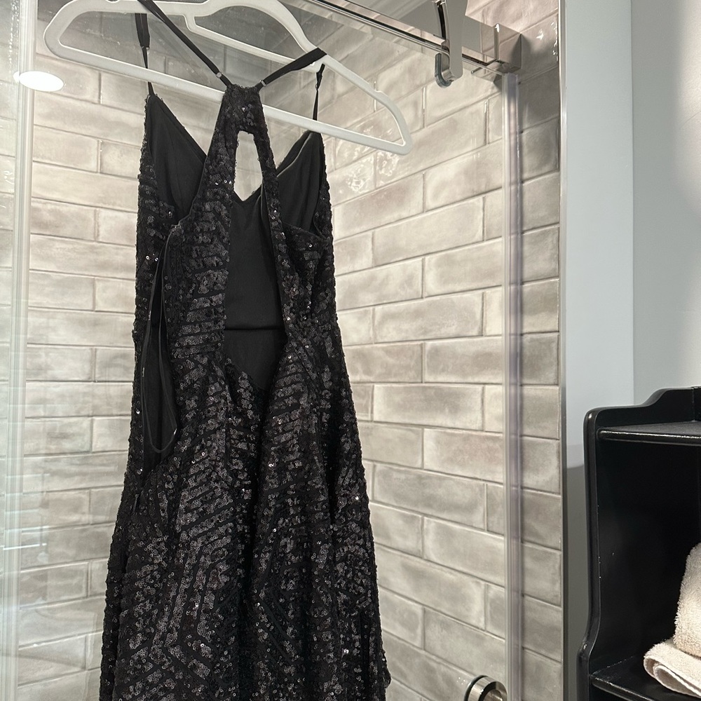 Dazzling Sparkly Black Dress!